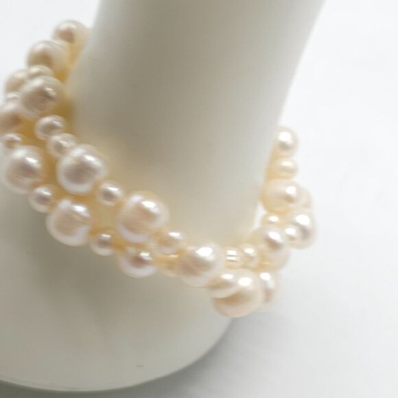 Faux Pearl Stretch Bracelet With Elegant Layered Design Fits Most Sizes - Picture 2 of 4